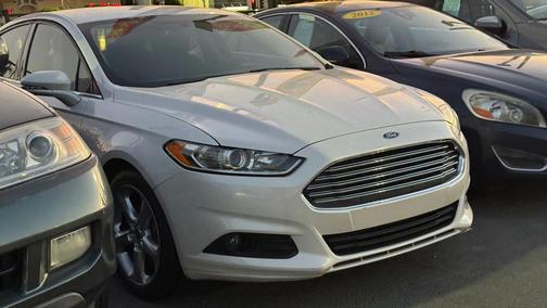 2015 Ford Fusion SE