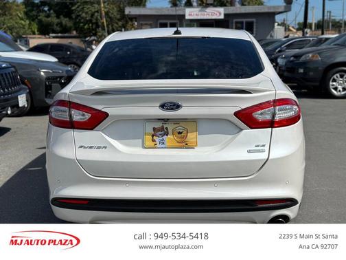 2015 Ford Fusion SE