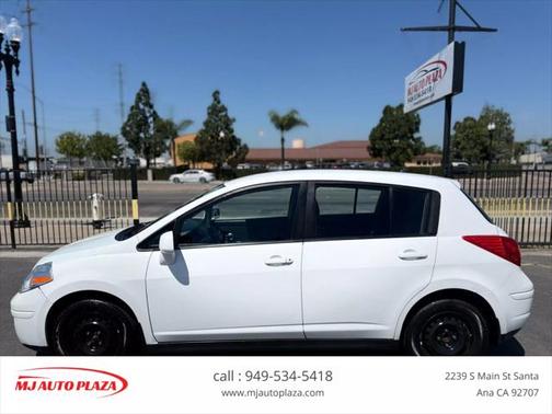2012 Nissan Versa 1.8 S