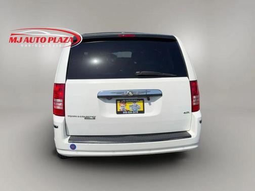 Stone White Clearcoat 2008 Chrysler Town & Country Limited