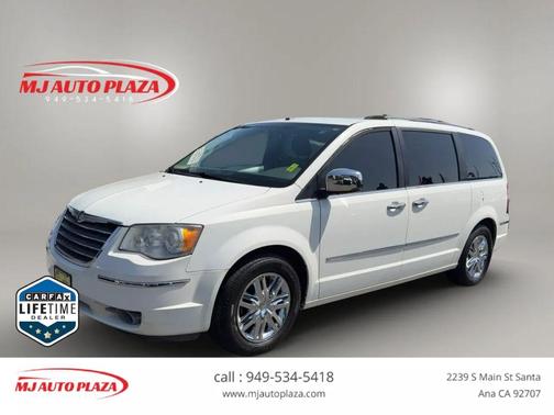 Stone White Clearcoat 2008 Chrysler Town & Country Limited