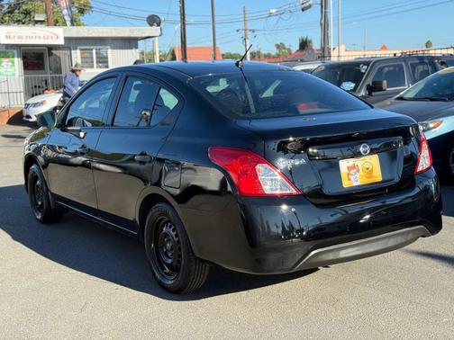 2016 Nissan Versa 1.6 S