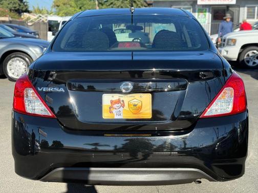 2016 Nissan Versa 1.6 S