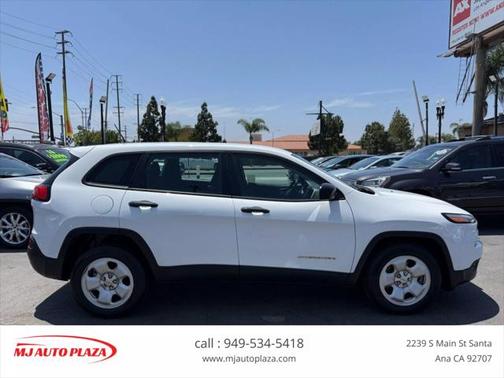 2016 Jeep Cherokee Sport