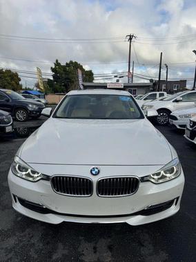 2012 BMW 328 328i Sedan 4D
