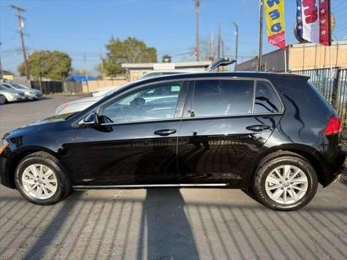 2016 Volkswagen Golf TSI S 4-Door