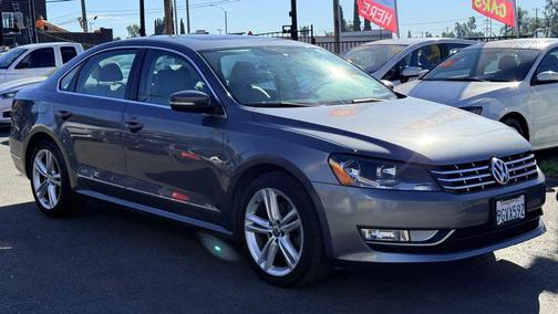 2014 Volkswagen Passat 2.0L TDI DSG SEL Premium