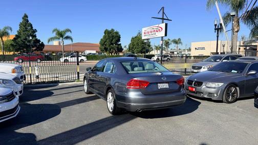 2014 Volkswagen Passat 2.0L TDI DSG SEL Premium