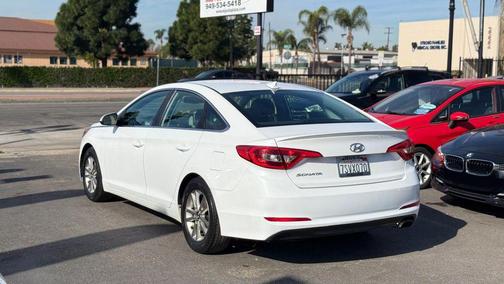 2017 Hyundai SONATA SE