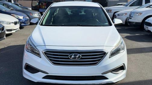 2017 Hyundai SONATA SE