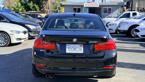 2014 BMW 328 328i Sedan 4D