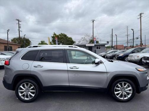 2014 Jeep Cherokee Sport