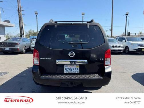2007 Nissan Pathfinder LE
