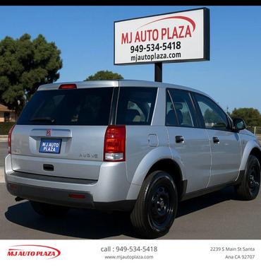 2004 Saturn Vue Base