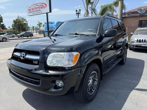 2005 Toyota Sequoia SR5