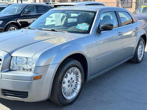 2006 Chrysler 300 Base