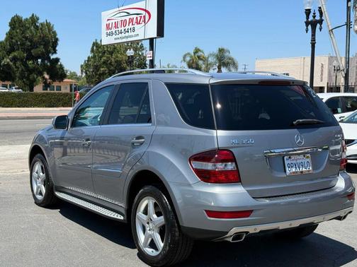 2010 Mercedes-Benz M-Class 4MATIC