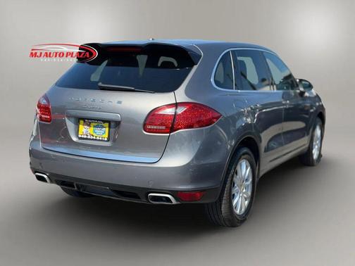 Gray 2013 Porsche Cayenne Diesel