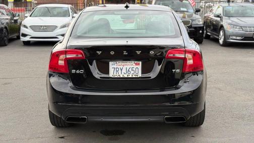 2016 Volvo S60 T5 Drive-E Premier