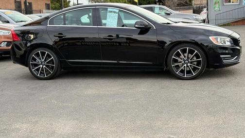 2016 Volvo S60 T5 Drive-E Premier