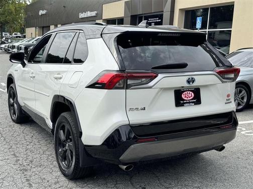 2019 Toyota RAV4 Hybrid SE
