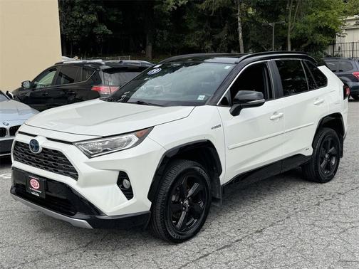 2019 Toyota RAV4 Hybrid SE
