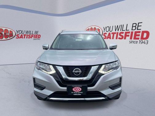 Brilliant Silver Metallic 2019 Nissan Rogue SV