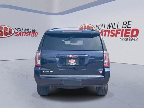 Dark Sapphire Blue Metallic 2017 GMC Yukon SLT
