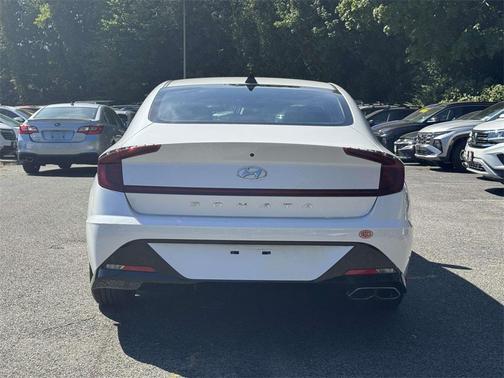 2022 Hyundai SONATA SEL
