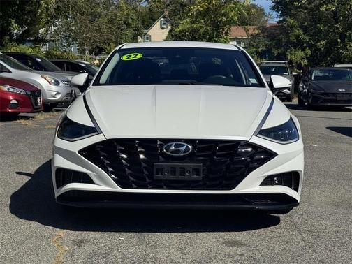2022 Hyundai SONATA SEL