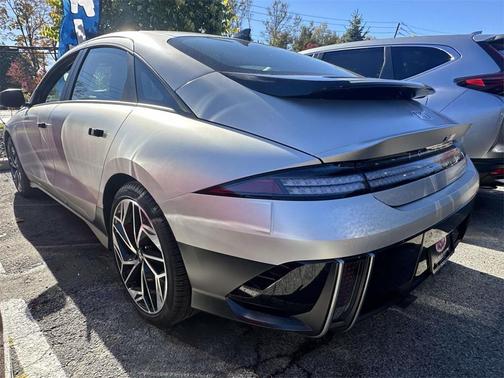 2024 Hyundai IONIQ 6 SEL