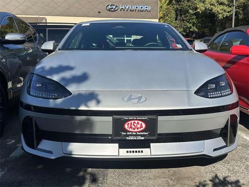 2024 Hyundai IONIQ 6 SEL