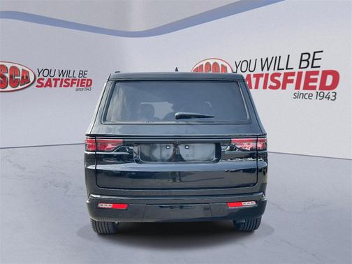 2024 Jeep Wagoneer Series II Carbide 4x4