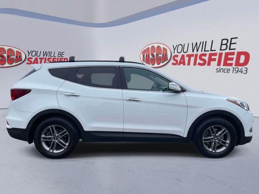 Pearl White 2018 Hyundai Santa Fe Sport 2.4L