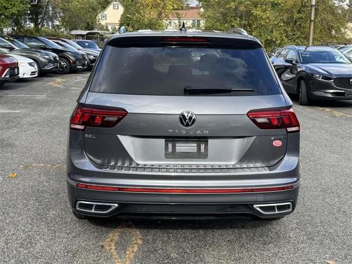 2022 Volkswagen Tiguan 2.0T SEL R-Line 4MOTION