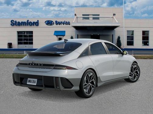 2025 Hyundai IONIQ 6 SEL