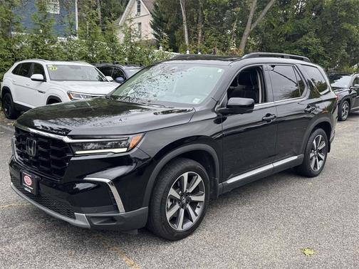 2023 Honda Pilot AWD Elite