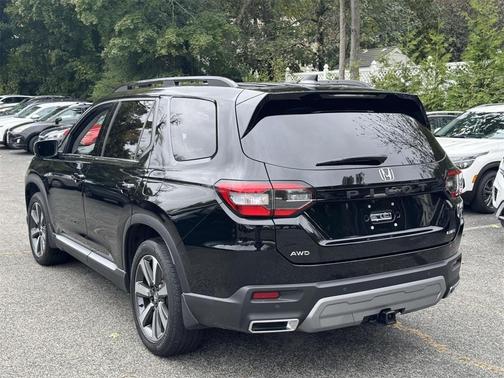2023 Honda Pilot AWD Elite
