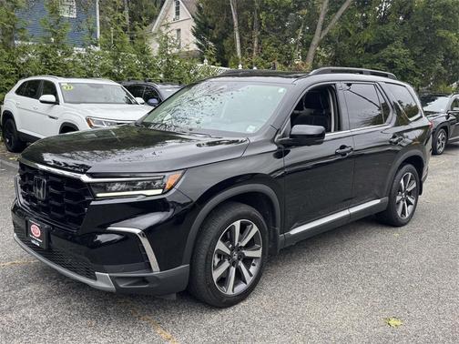 2023 Honda Pilot AWD Elite
