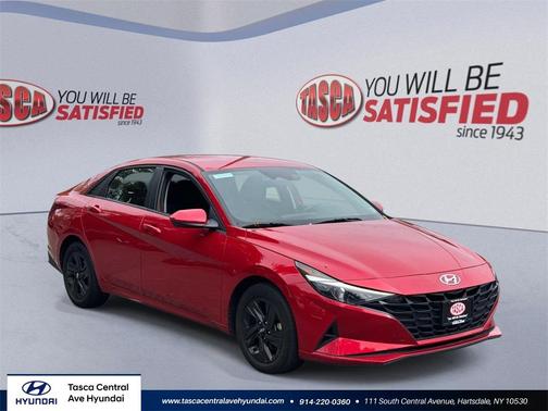 2023 Hyundai ELANTRA SEL