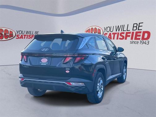 2023 Hyundai TUCSON SE
