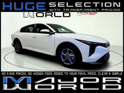 Snow White Pearl 2025 Kia K4 LXS