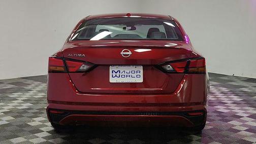 Scarlet Ember 2025 Nissan Altima 2.5 SV