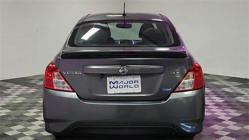 2016 Nissan Versa 1.6 SV