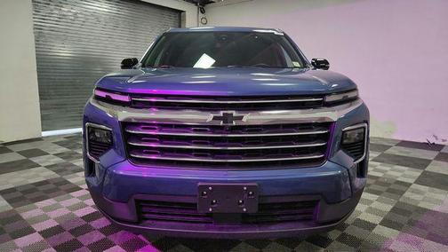Lakeshore Blue Metallic 2025 Chevrolet Traverse LT