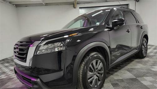 2024 Nissan Pathfinder SV FWD