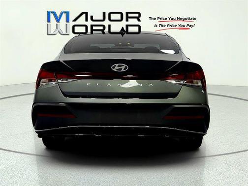 Amazon Gray 2025 Hyundai ELANTRA SE
