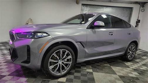 2025 BMW X6 xDrive40i