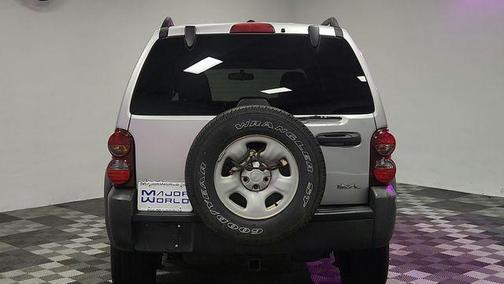 Bright Silver Metallic Clearcoat 2007 Jeep Liberty Sport