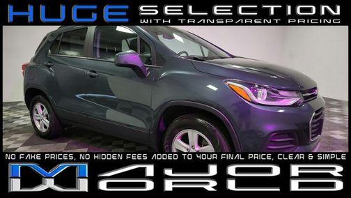 Shadow Gray Metallic 2022 Chevrolet Trax LT